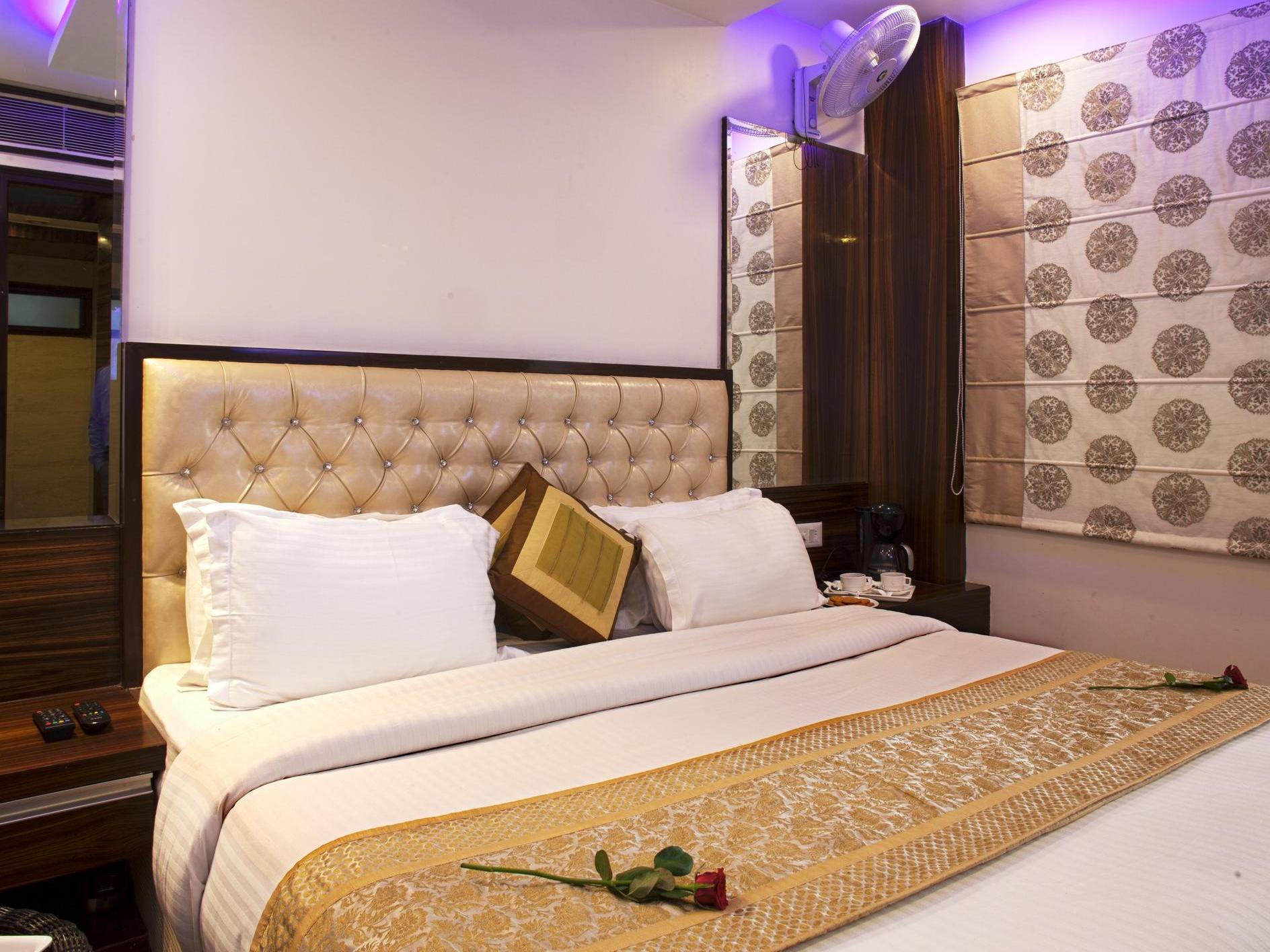 Hotel Delhi 55 -City Center New Delhi Exterior photo