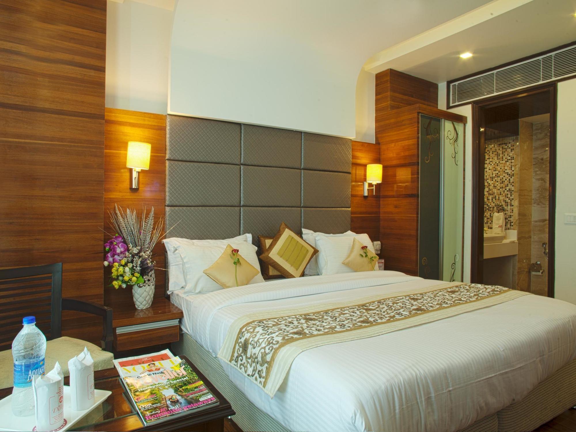 Hotel Delhi 55 -City Center New Delhi Exterior photo