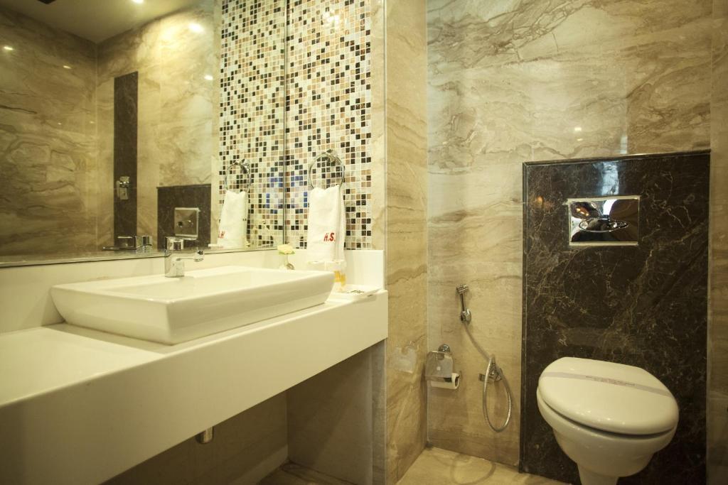 Hotel Delhi 55 -City Center New Delhi Exterior photo
