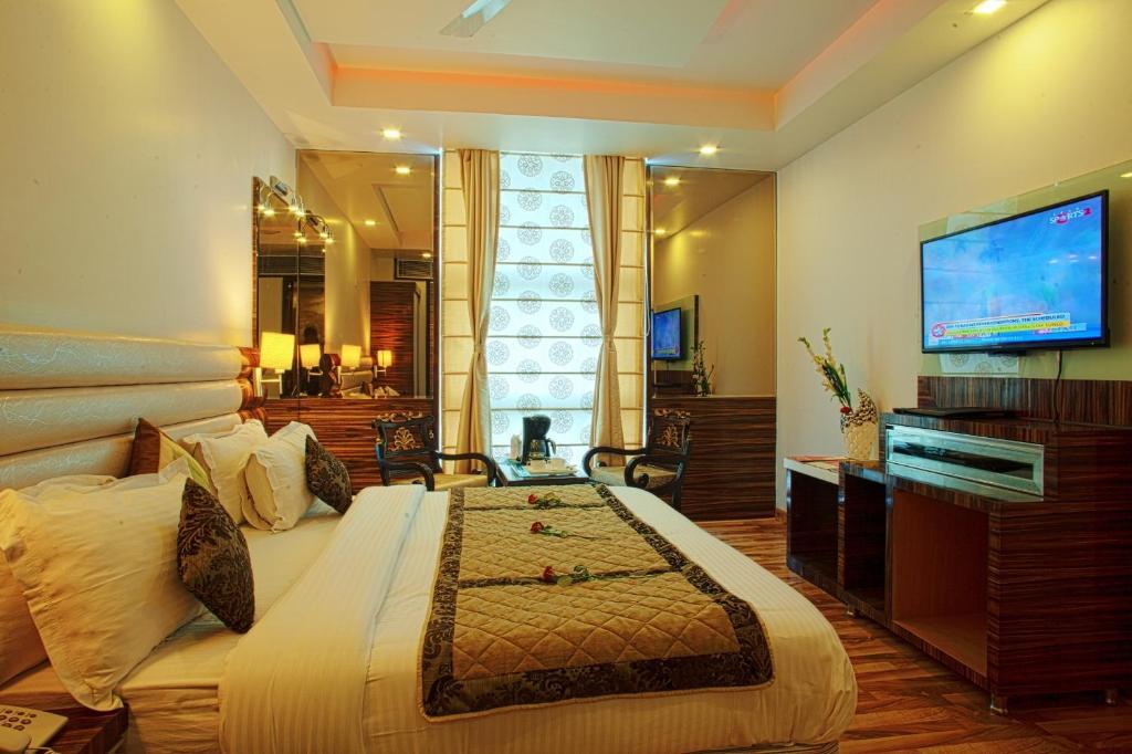Hotel Delhi 55 -City Center New Delhi Exterior photo