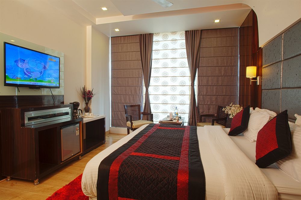Hotel Delhi 55 -City Center New Delhi Exterior photo