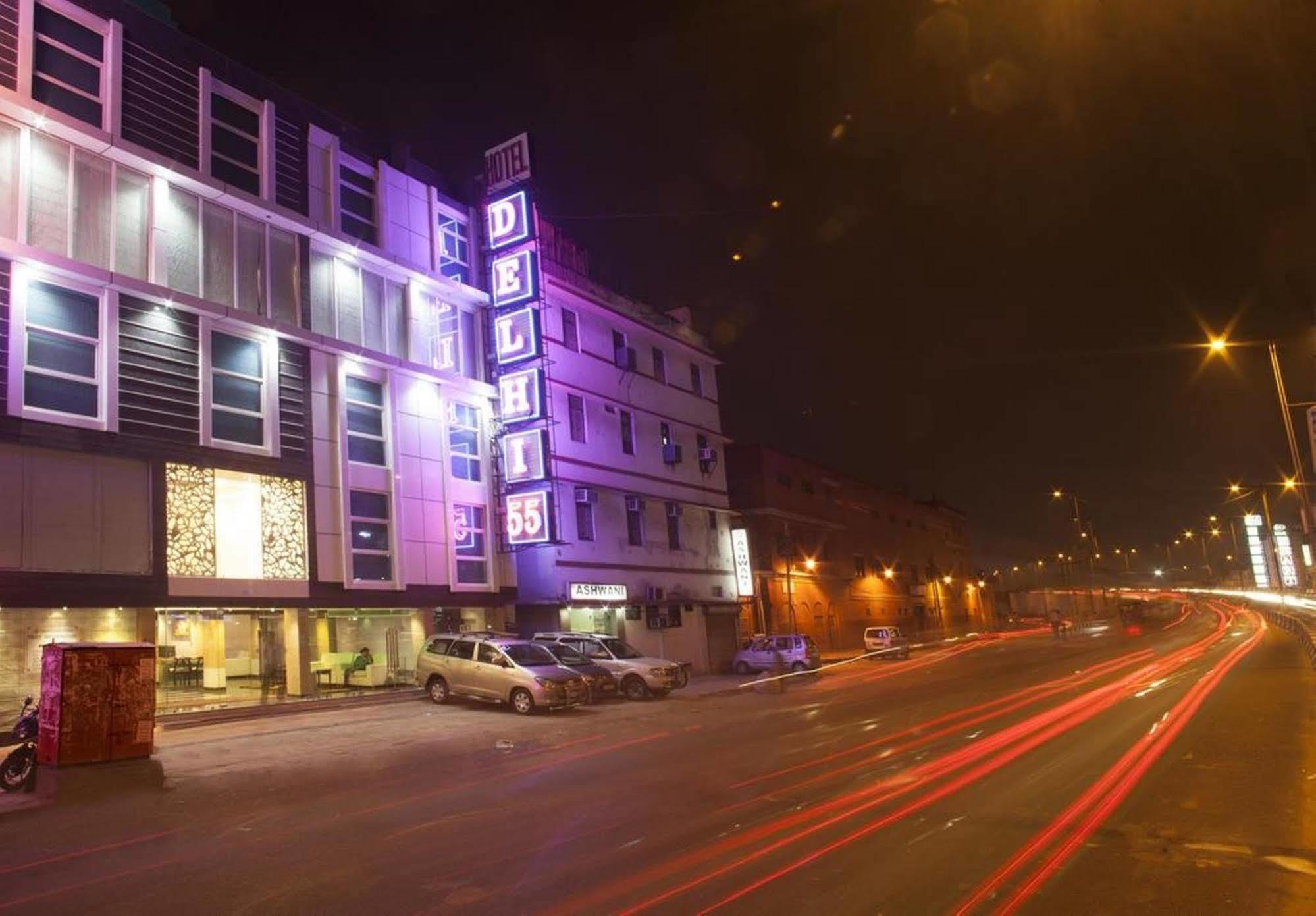 Hotel Delhi 55 -City Center New Delhi Exterior photo